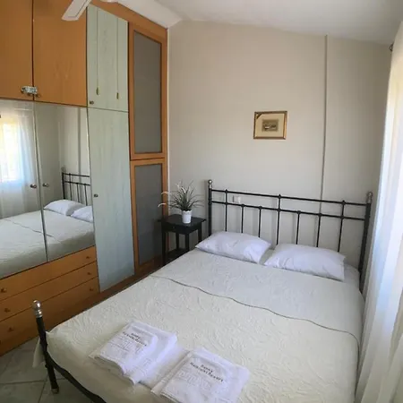 Summer House Blue Sea Апартаменты Ханиоти