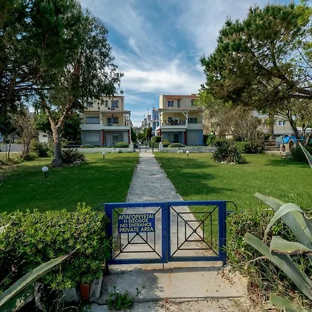 Summer House Blue Sea Апартаменты Ханиоти